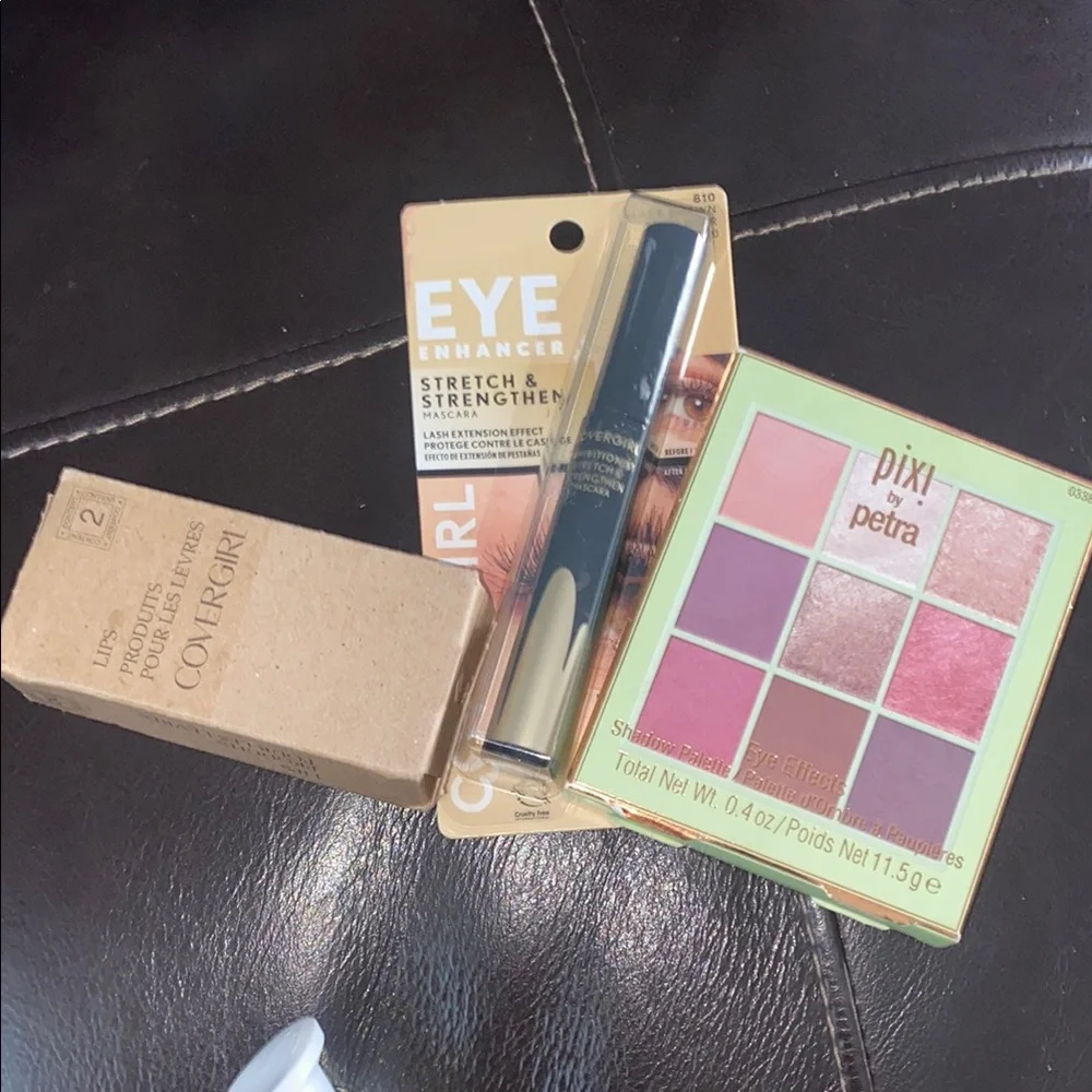 COVERGIRL Pink and Gold Volumizing Mascara lipstick and eye shadow bundle 🌺🌺🌺🔥🔥🔥